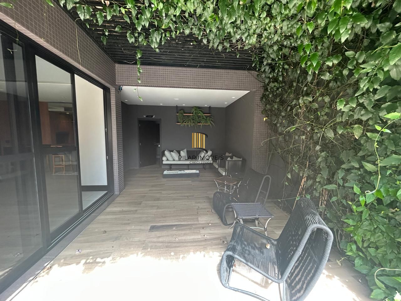 APARTAMENTO 3 D-1 suíte-vaga dupla / 102,90 m² -STA. TEREZA