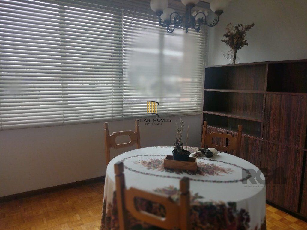 Apartamento 3 domritórios - 132,00 m²  -  1 vaga - MENINO DEUS