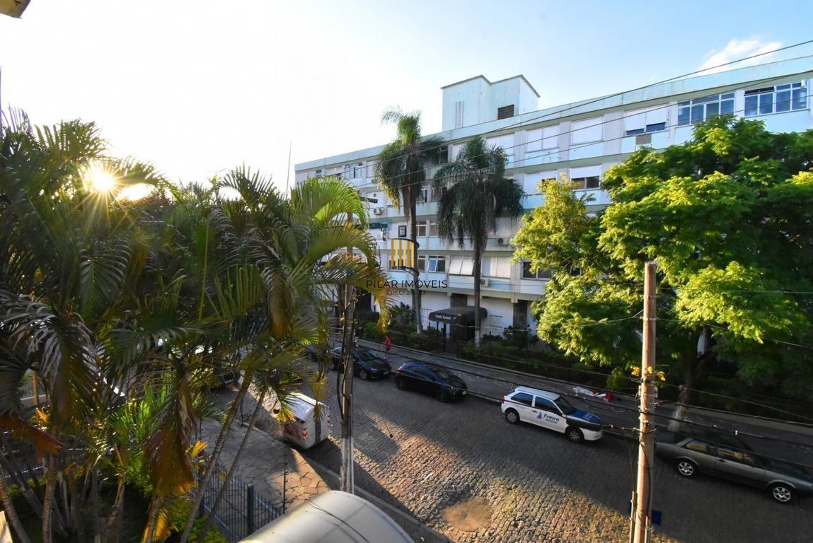 APARTAMENTO DE 1 DORMITÓRIO NO MENINO DEUS