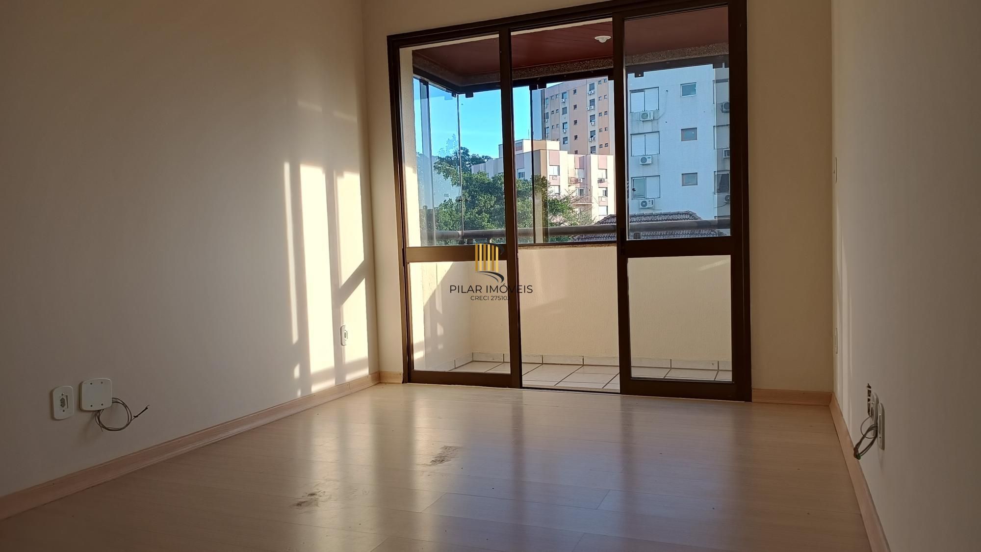 Apartamento 2 dormitórios 1 vaga no Bairro Menino Deus
