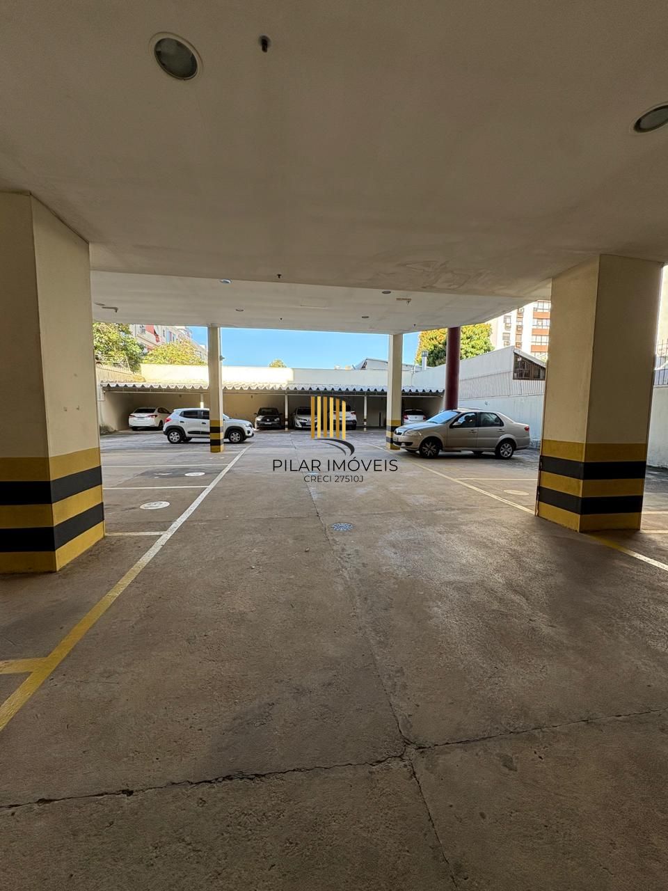 Sala/comercial 41,66 no Menino Deus