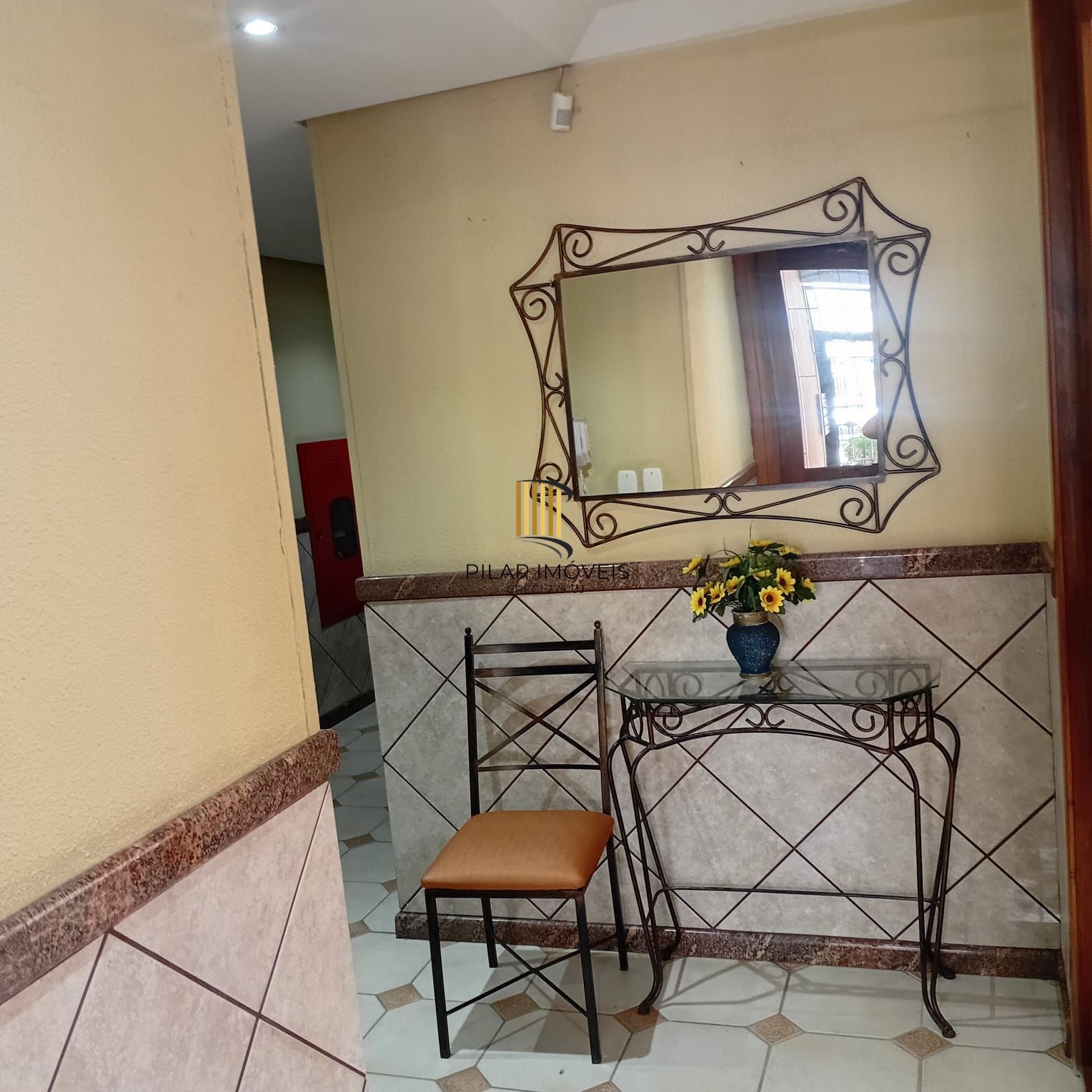 Apartamento 108,72 m² privativos,2 dormitórios, 1 suite, sacada,  garden e churrasqueira, 1 vaga coberta.