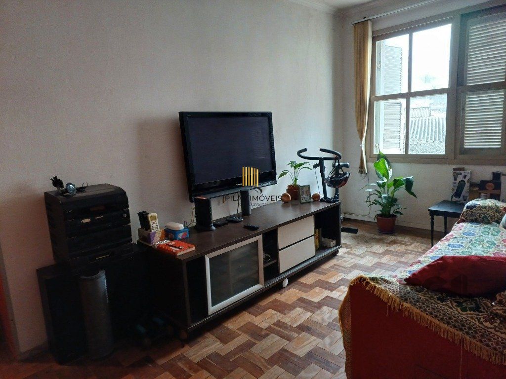 3D ensolarado e com vaga.