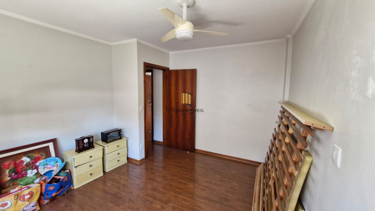 Apartamento na Av. Getulio Vargas com 3 dormitórios sendo uma suíte, 1 garagem