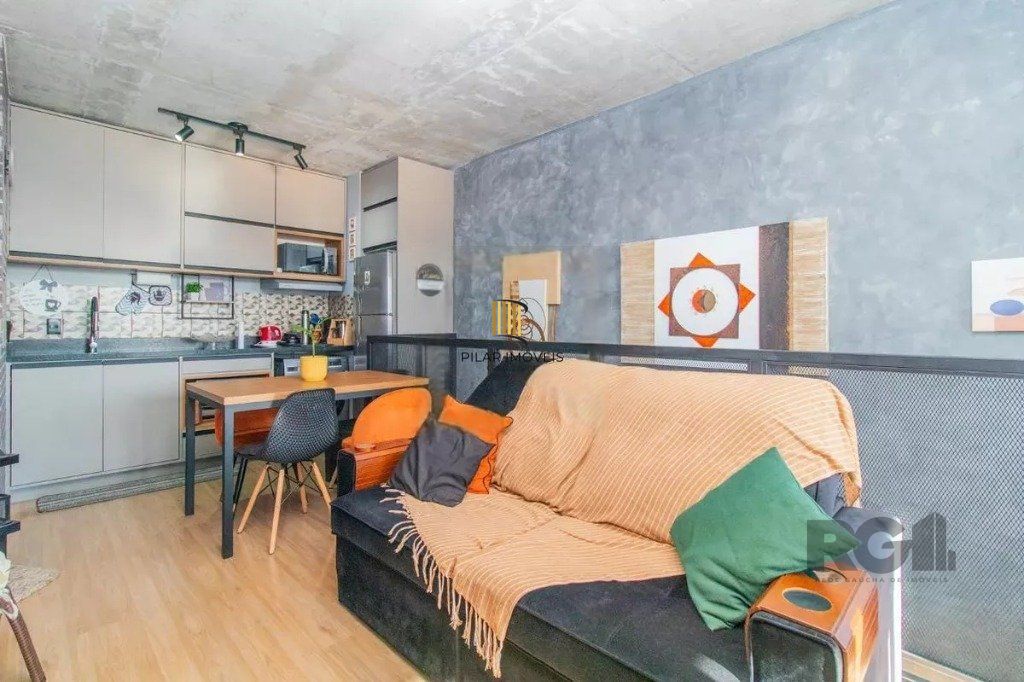 COBERTURA DUPLEX COM 1 DORMITÓRIO E VAGA DE GARAGEM