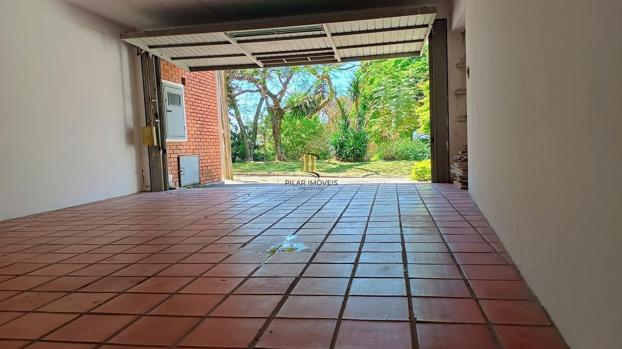 Casa 3 dormitórios 2 vagas