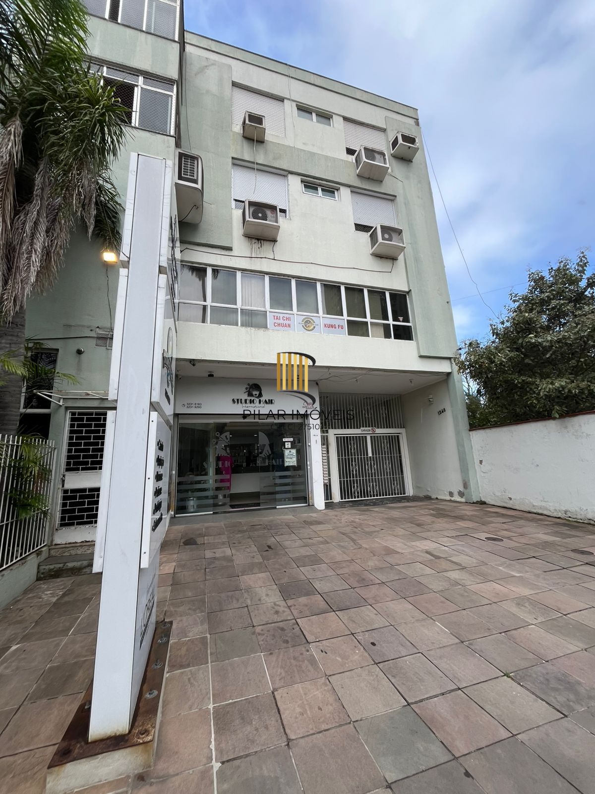 Sala Comercial 1 dormitório no bairro Menino Deus