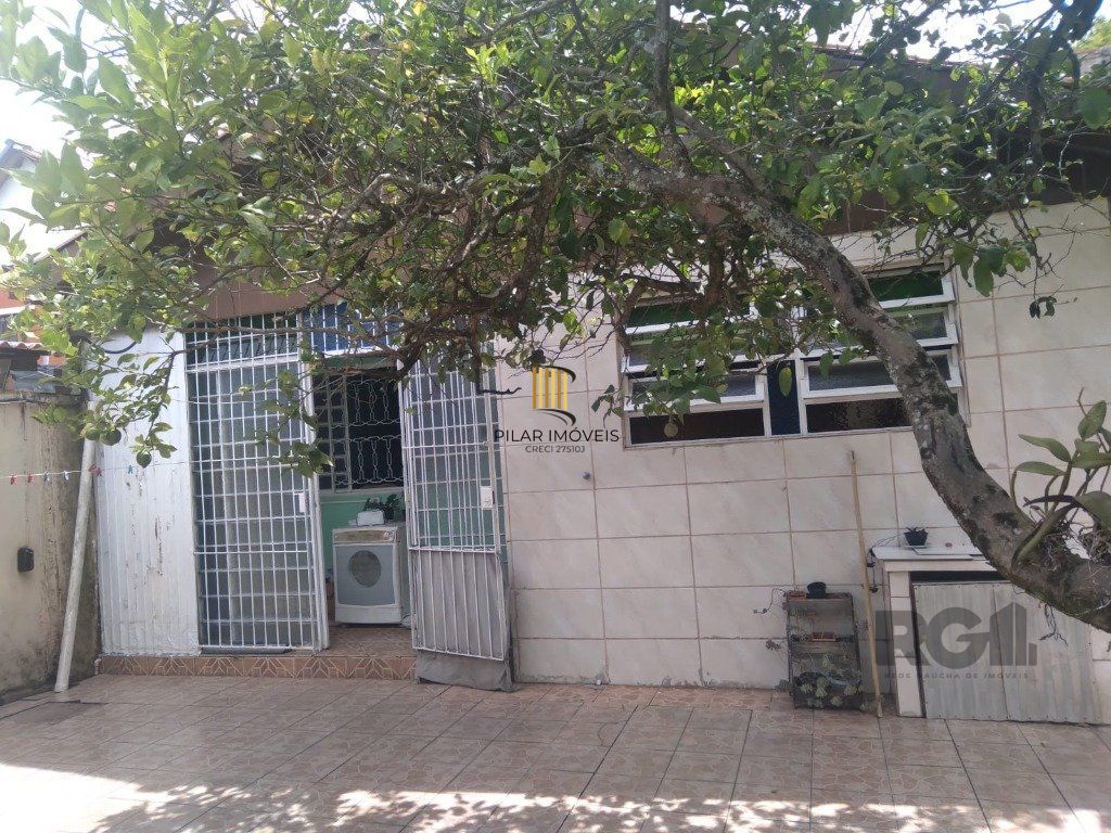 CASA - 3 dorms. -   3 vagas - - 150 m² - SANTA TEREZA