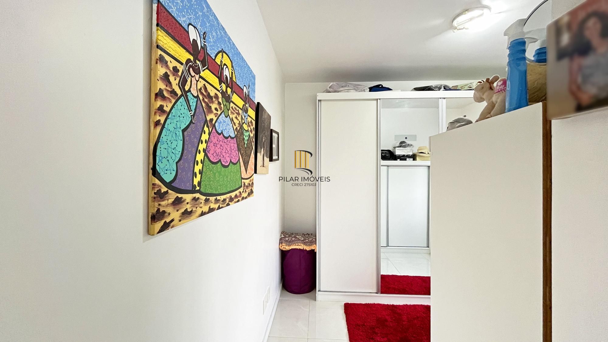 Apartamento 82m² - três dormitórios, suíte, duas vagas de garagem