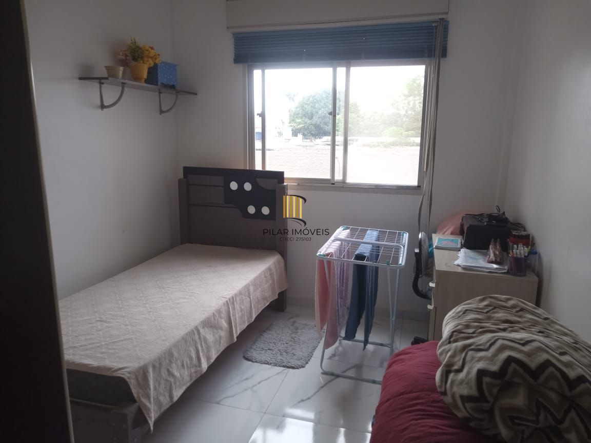 Apartamento três dormitórios, vaga rotativa Bairro Cristal