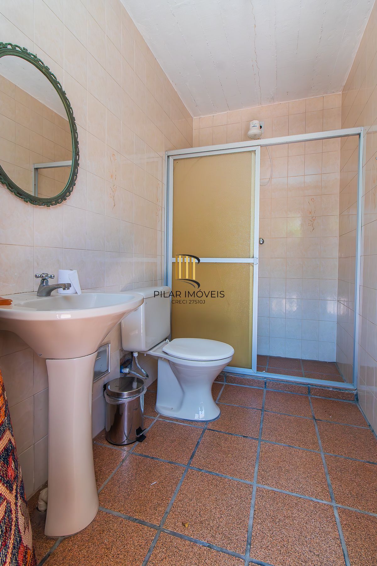 Casa com 5 dormitórios e muito mais