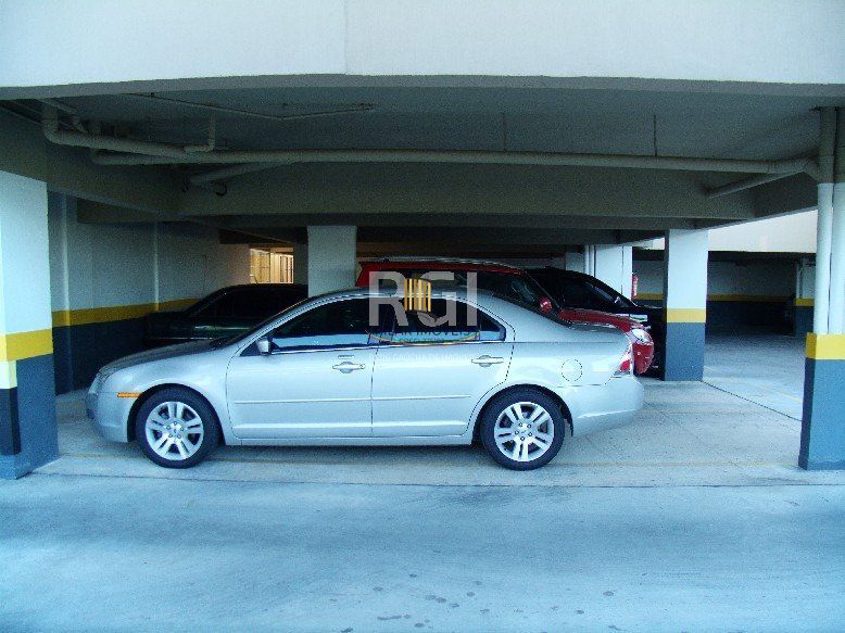 Apartamento para Venda - 61.39m², 2 dormitórios, 2 vagas - Santa Tereza