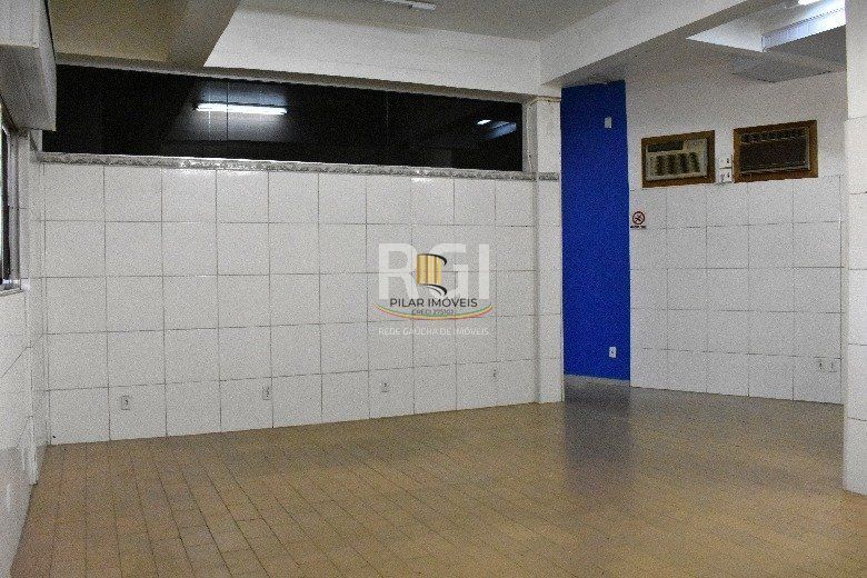 Loja para Venda - 230.6m², 0 dormitórios, 1 vaga - Camaquã