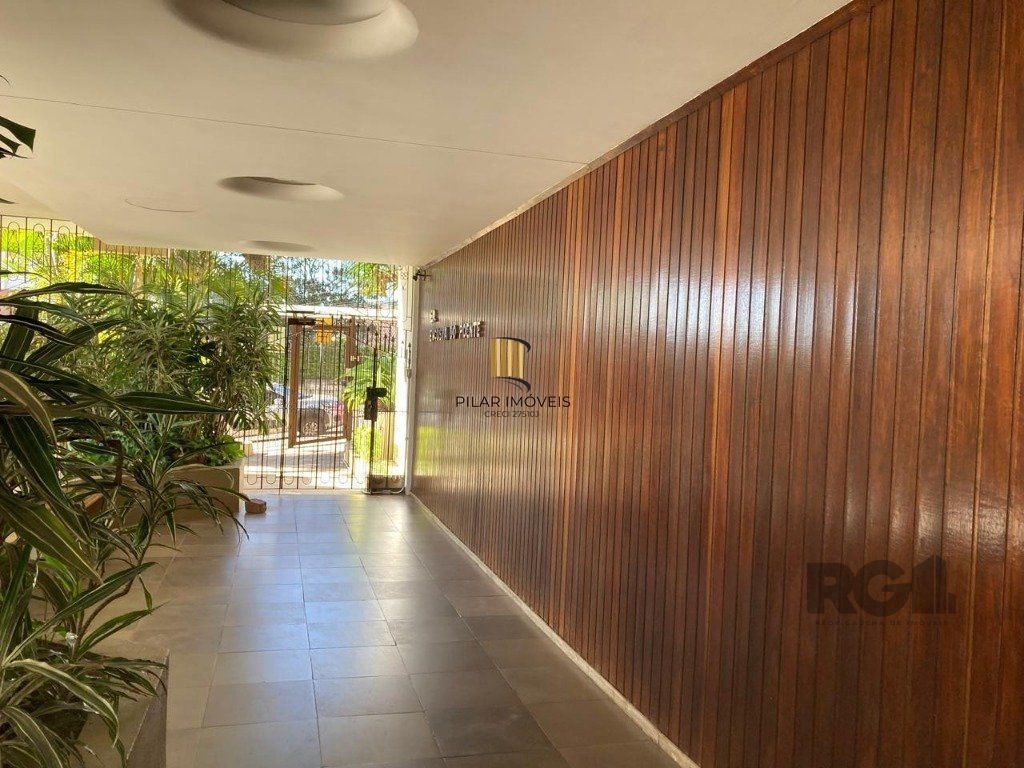APARTAMENTO DE COBERTURA - 2 dorms. - 1 vaga - 118,02 m² - MENINO DEUS