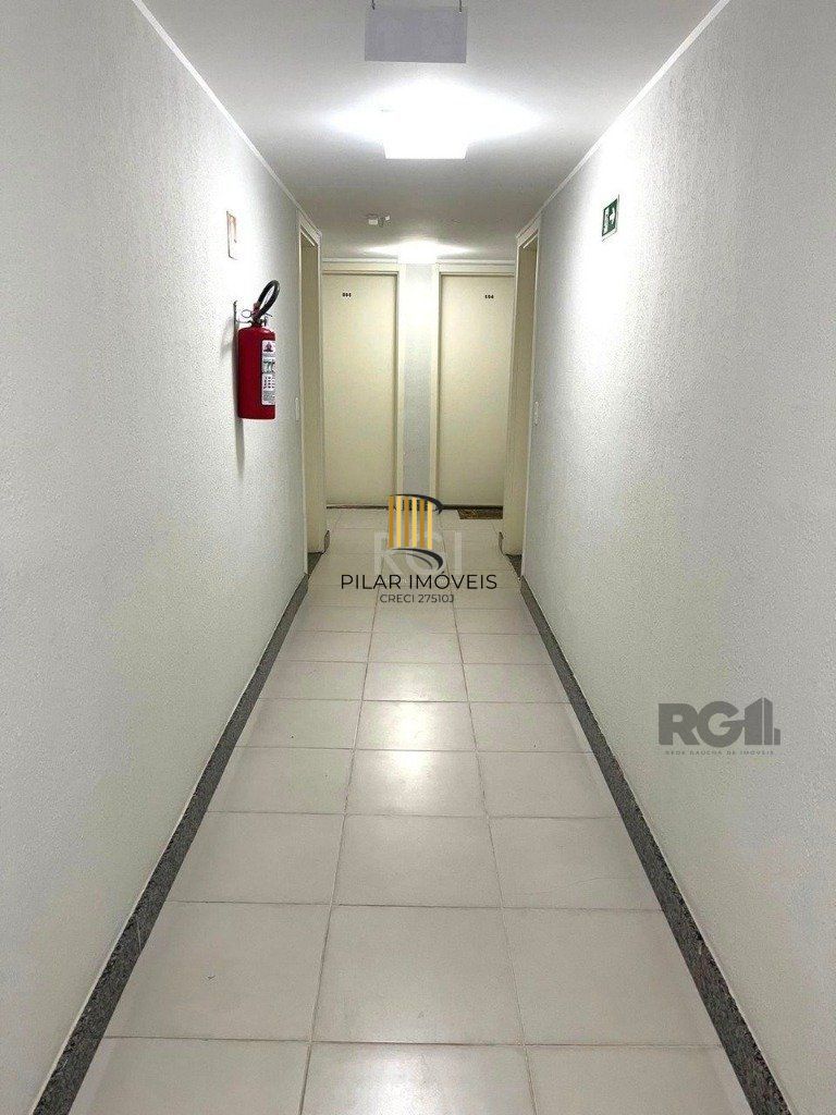 Apartamento em Porto Alegre, no bairro Vila Nova, com 2 dormitório