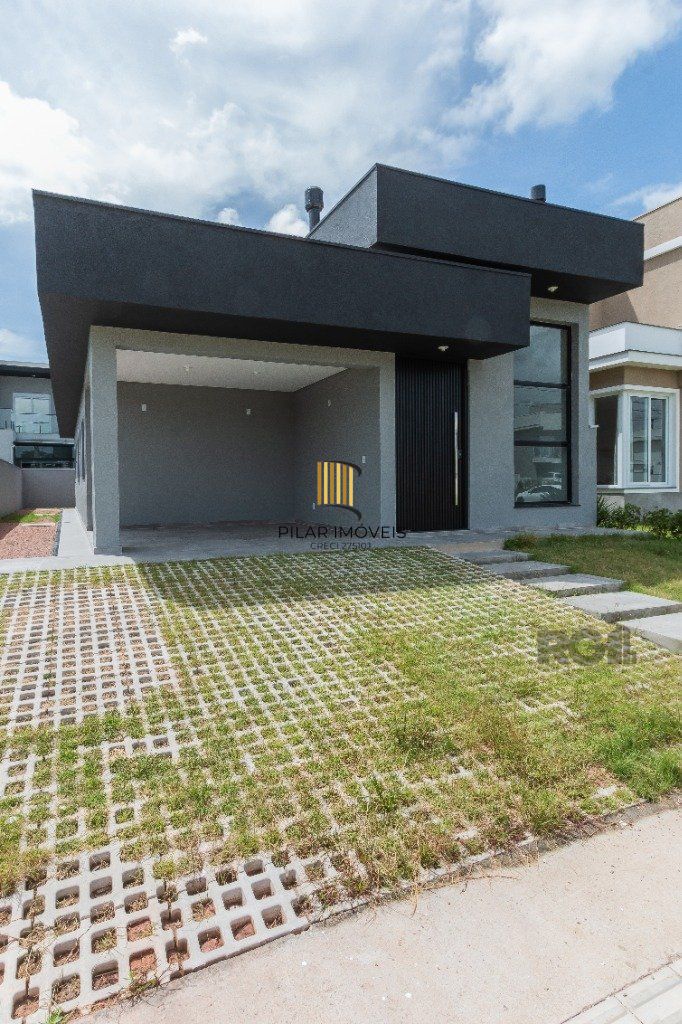 CASA EM CONDOMINIO - 3 dorms.-  3 vagas - 155 m² - GRAVATAÍ