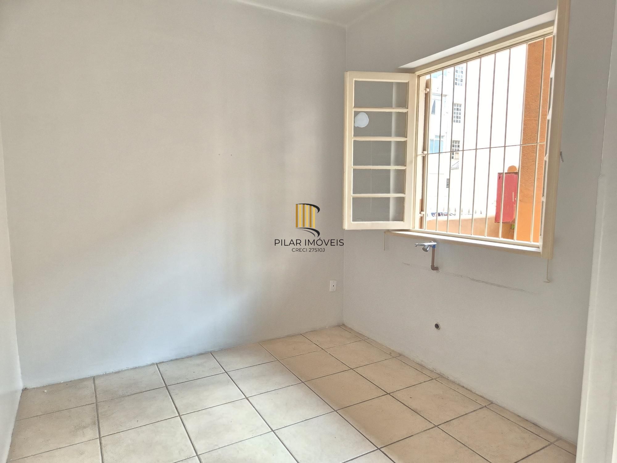 2 dormitório com área externa e churrasqueira