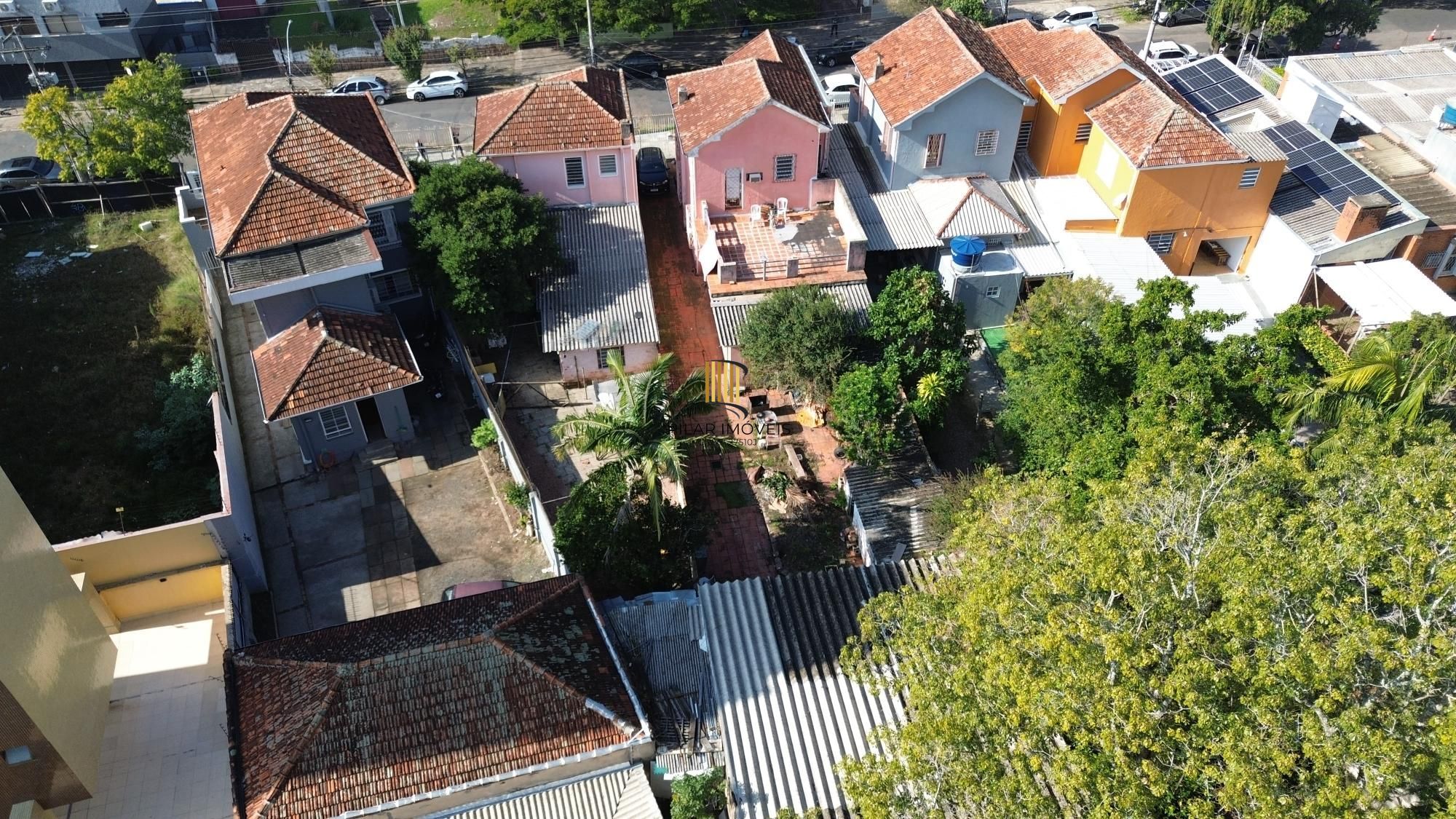 Casa/terreno na Rua Oscar Bittencourt