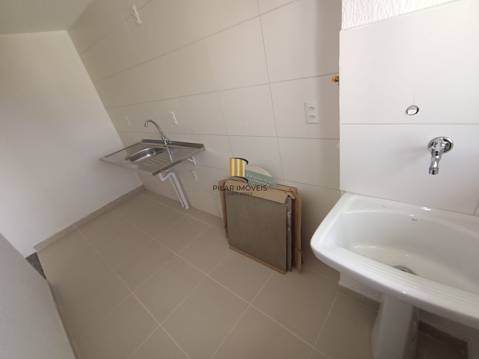 Apartamento em Porto Alegre, no bairro Vila Nova, com 2 dormitório