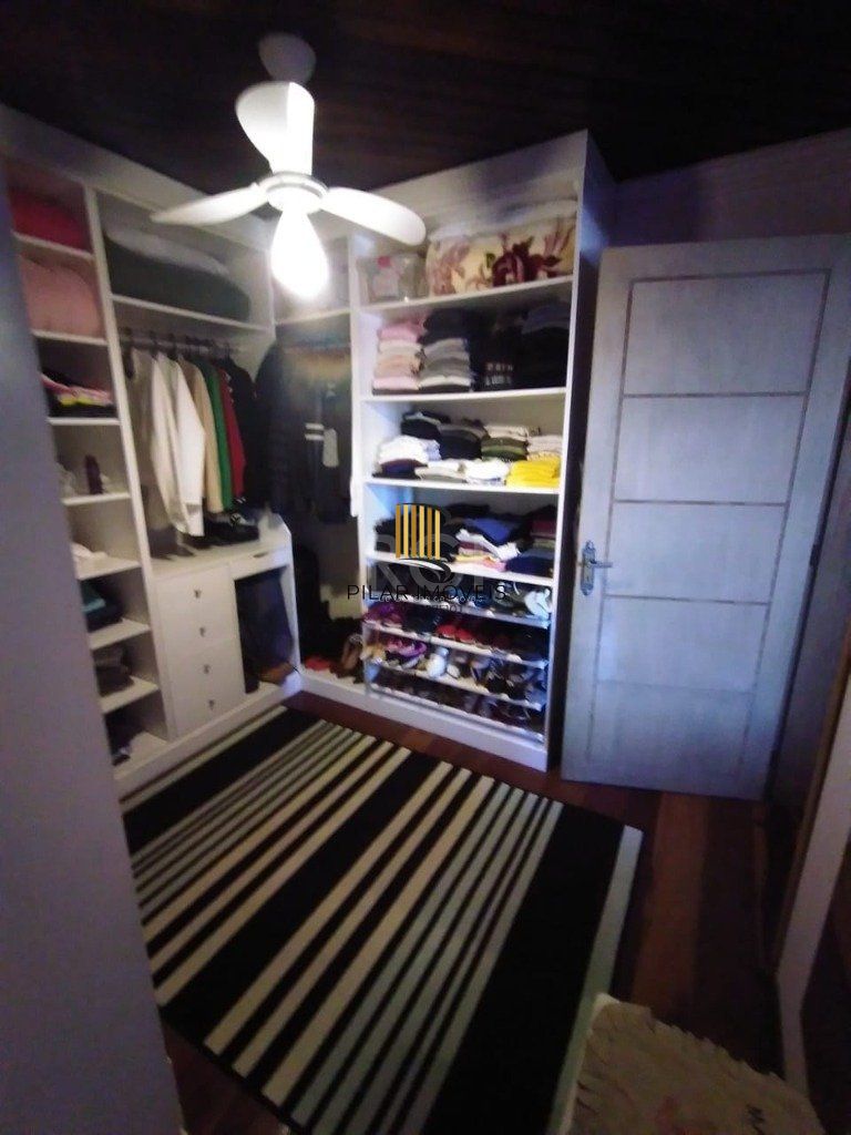 Casa para Venda - 243m², 2 dormitórios, sendo 1 suites, 3 vagas - Glória