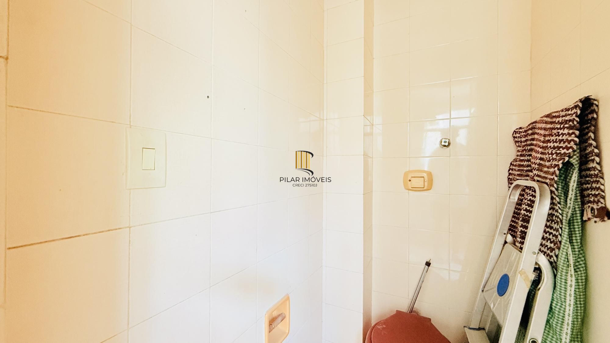 Apartamento com 3 quartos, 1 suíte,  à venda na Avenida Doutor Nilo Peçanha, 1121, Três Figueiras, Porto Alegre