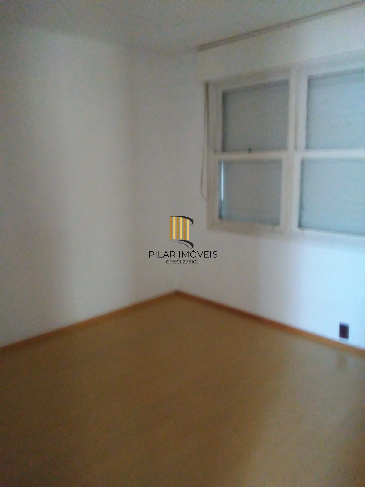 Apartamento dois dormitórios, ensolarado