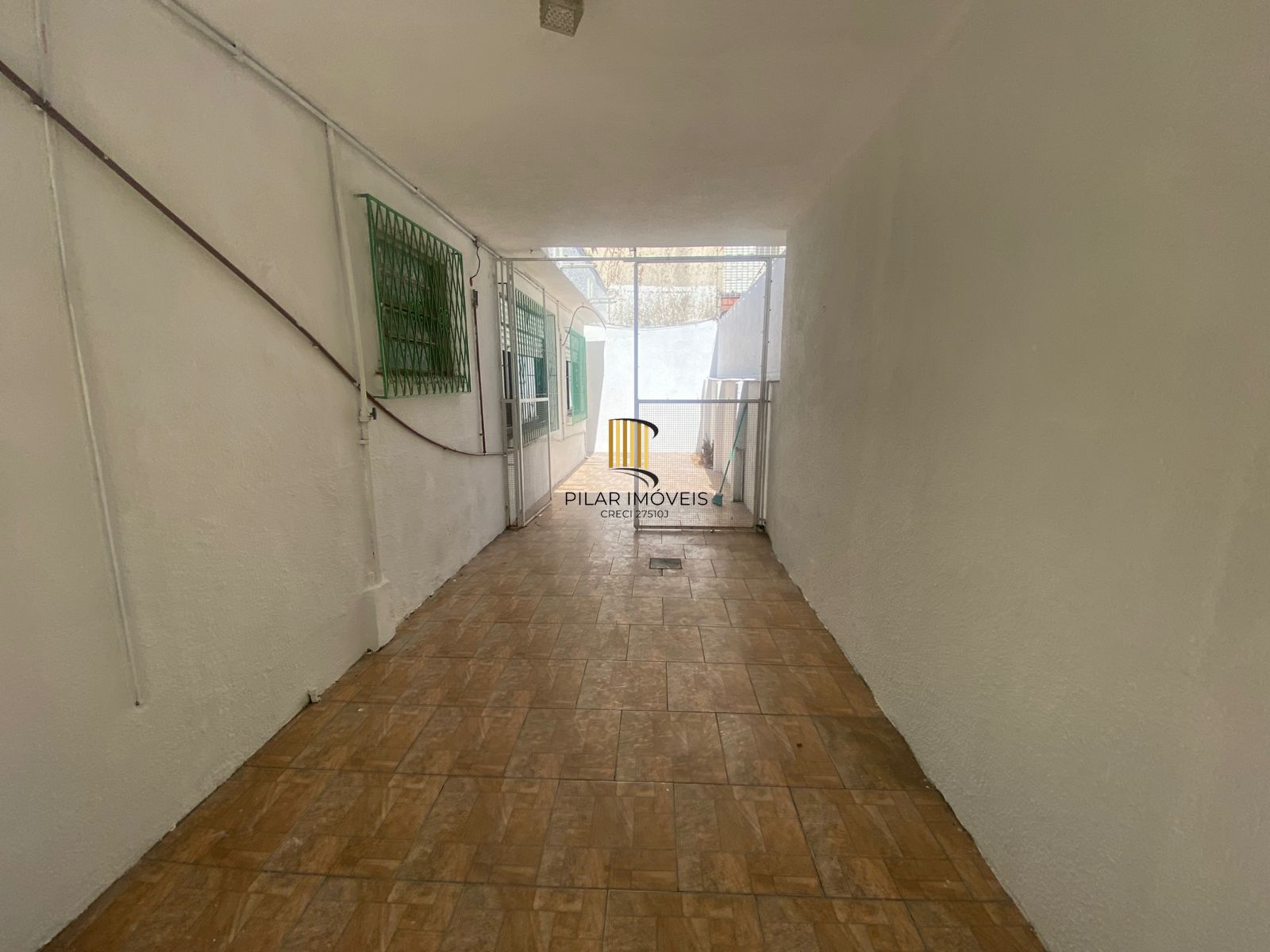 Casa com grande potencial para loja ponto comercial