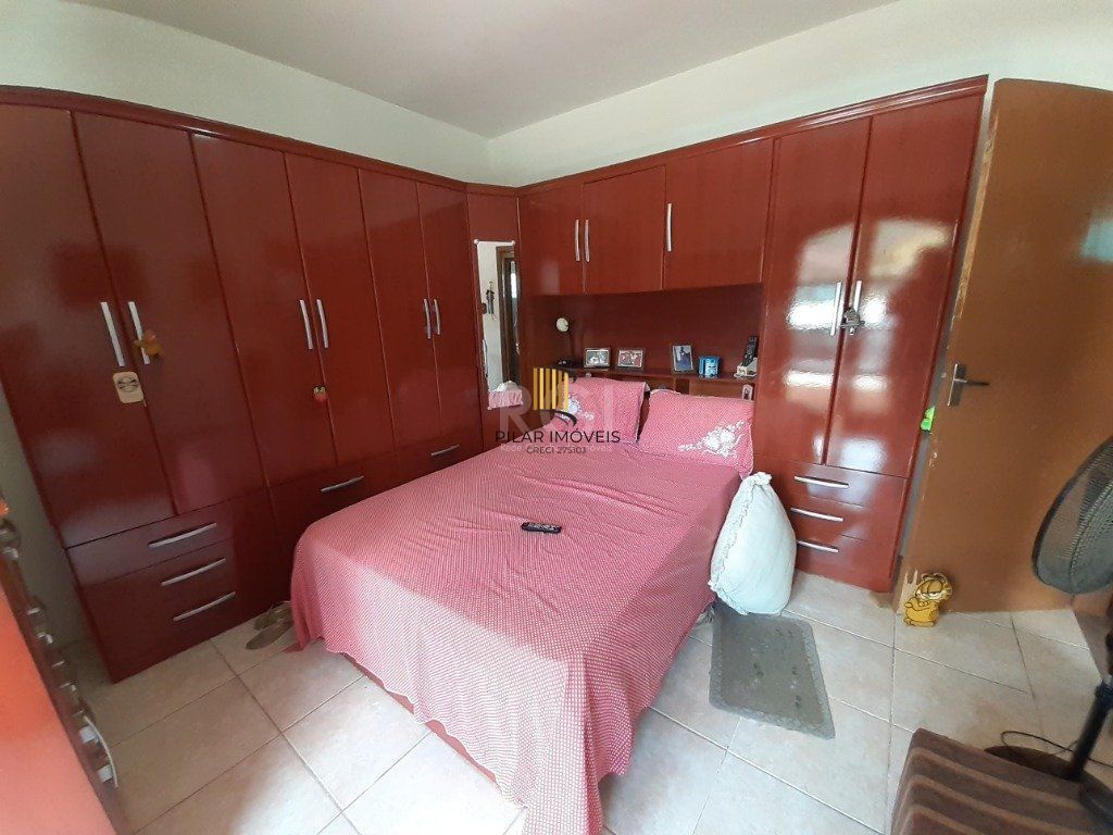 Casa para Venda - 185m², 4 dormitórios, sendo 1 suites, 2 vagas - Jardim Sabará
