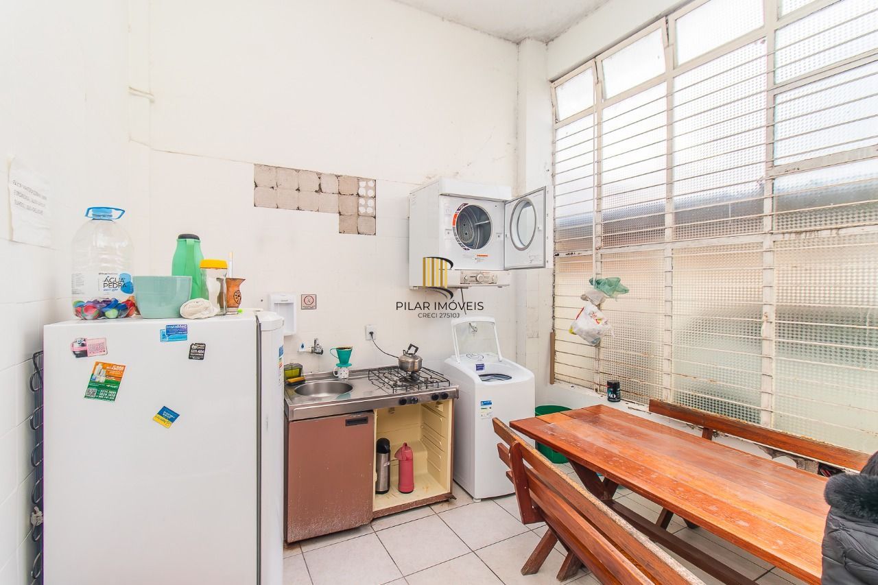Sala Comercial 1 dormitório no bairro Menino Deus