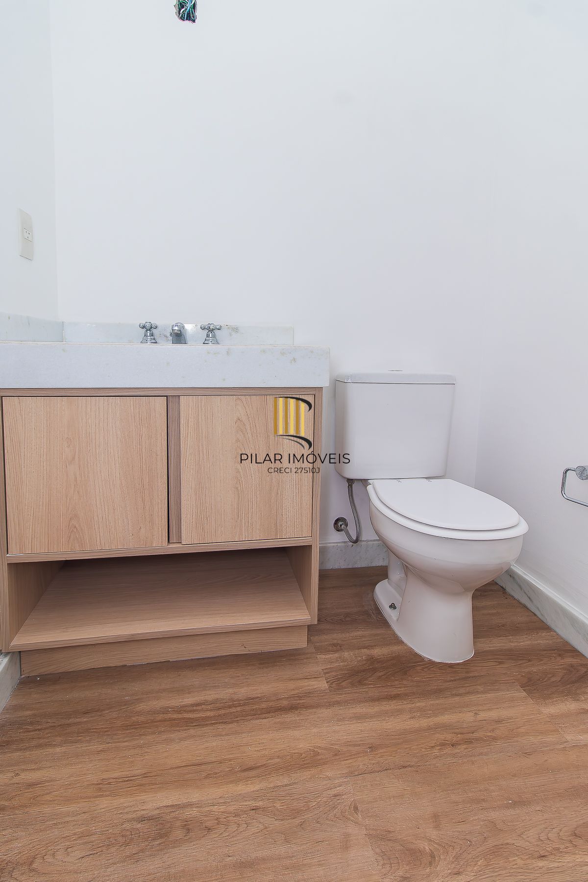 casa 271,84m²em condomínio 3 dormitórios 1 suite 3 vagas