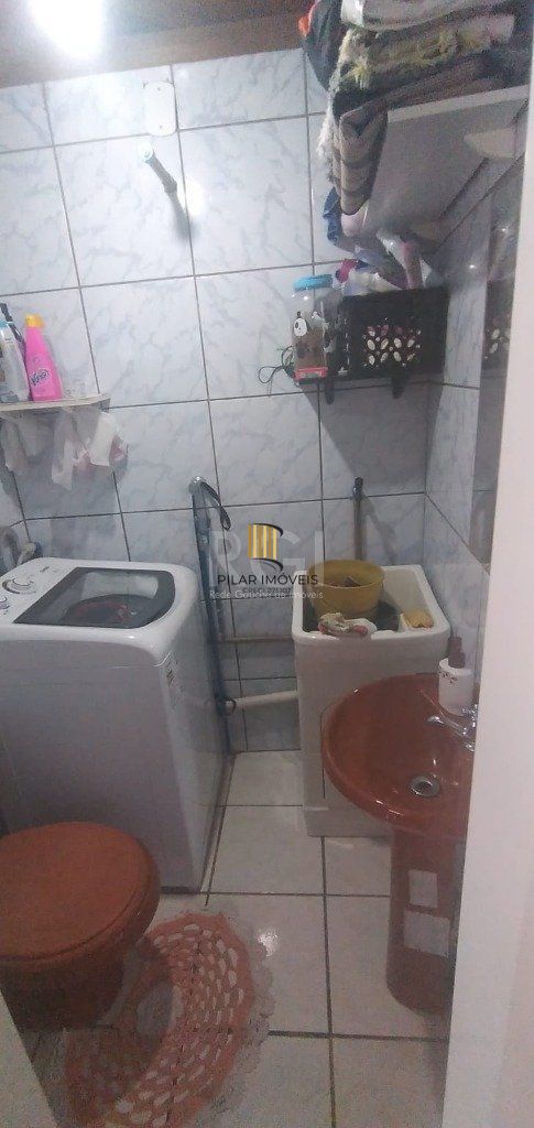 Casa para Venda - 243m², 2 dormitórios, sendo 1 suites, 3 vagas - Glória