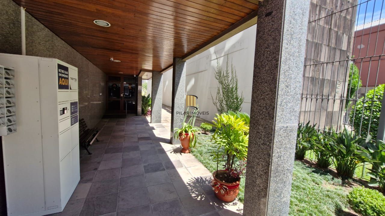 Apartamento na Av. Getulio Vargas com 3 dormitórios sendo uma suíte, 1 garagem