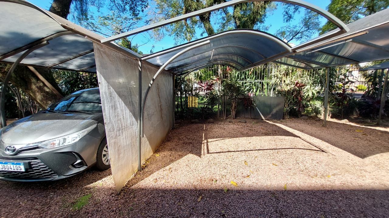 APARTAMENTO GARDEN 2 DORMITÓRIOS COM 1 VAGA NO MENINO DEUS