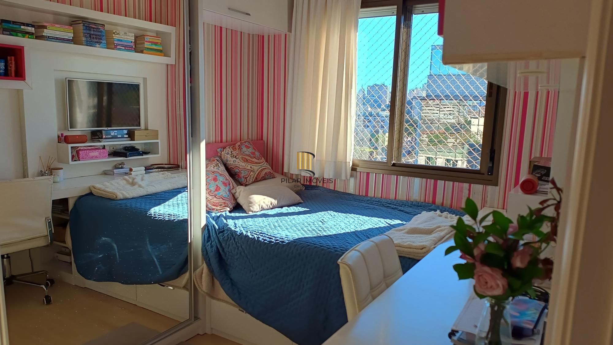 Apartamento 3 dormitórios 1 suíte 1 vaga Bairro Menino Deus