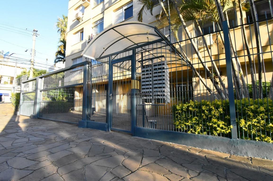 APARTAMENTO DE 1 DORMITÓRIO NO MENINO DEUS