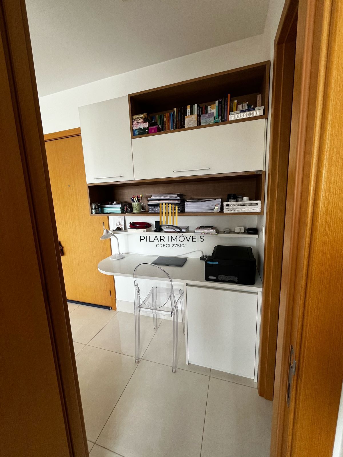 Amplo apartamento de 1 dormitório totalmente mobiliado