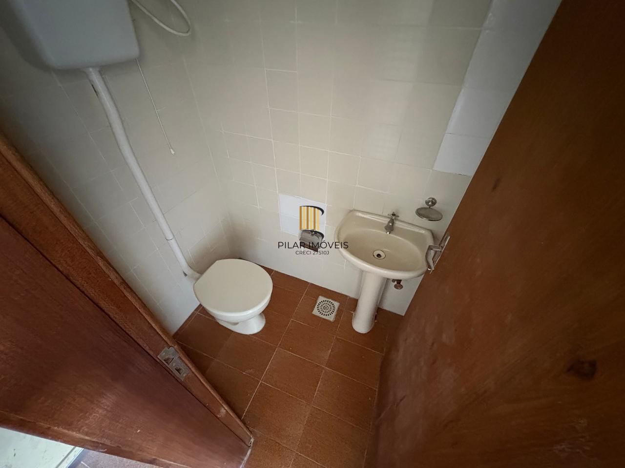 Sala comercial 37,27m² no bairro Passo da Areia