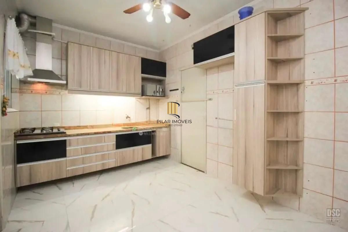 Apartamento 3 dormitórios no bairro Menino Deus