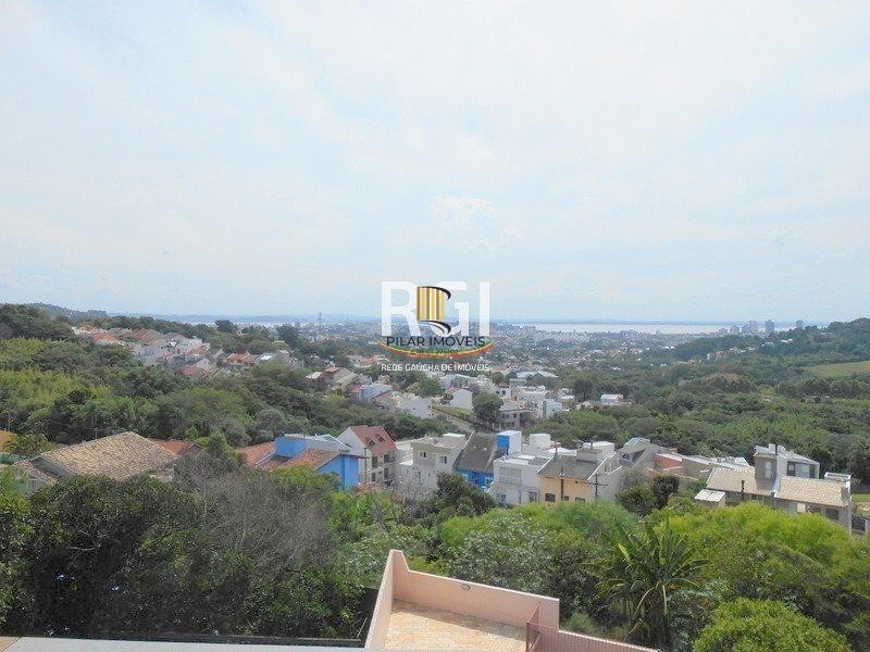 Casa para Venda - 430m², 3 dormitórios, sendo 1 suites, 2 vagas - Vila Nova