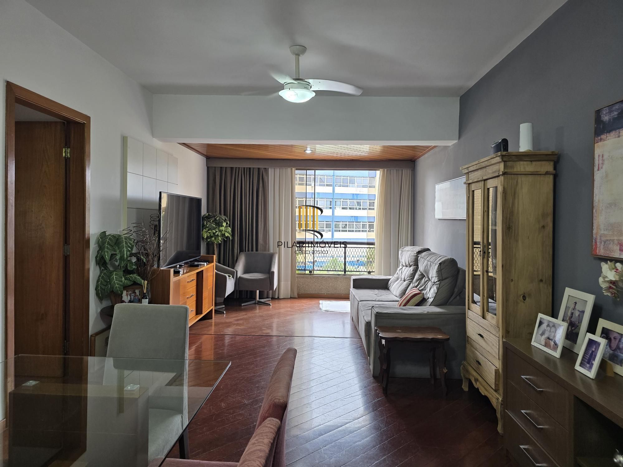 Apartamento 3 dormitórios no bairro Azenha
