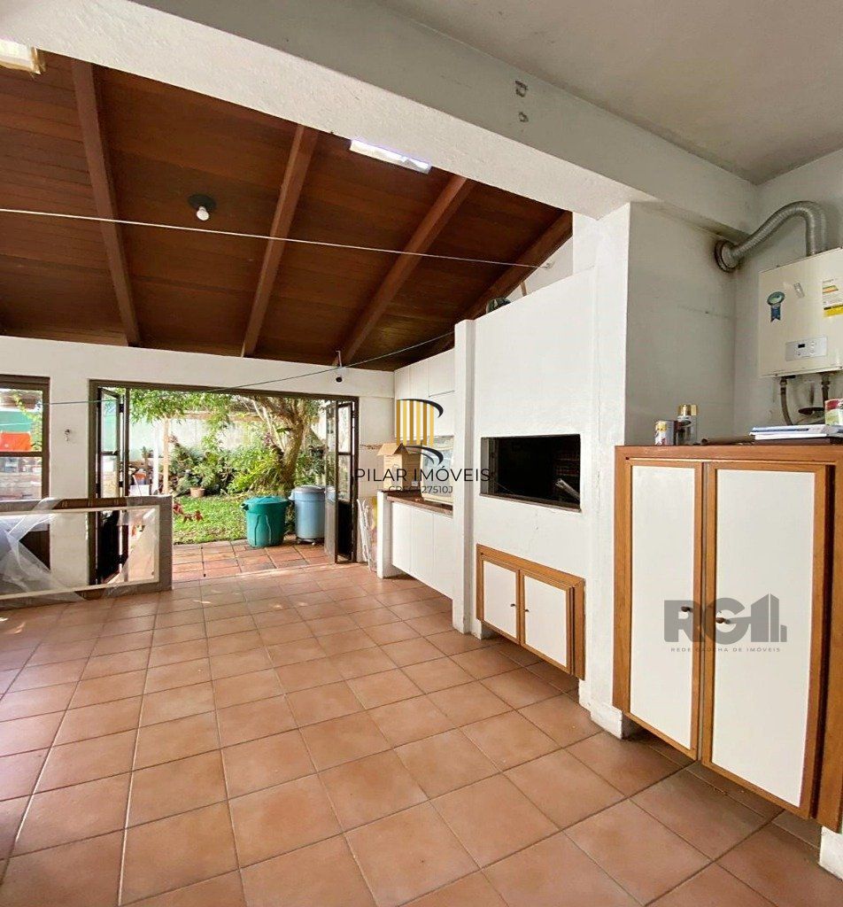 CASA - 4 dorms. -  3 vagas - 254,79 m² - SANTA TEREZA