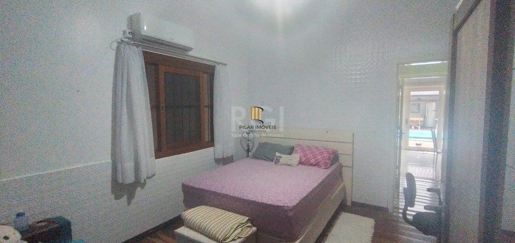 Casa para Venda - 243m², 2 dormitórios, sendo 1 suites, 3 vagas - Glória