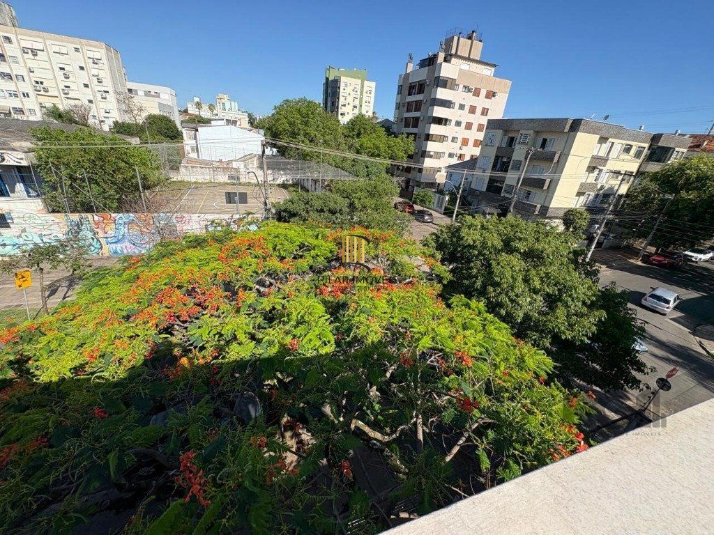 Apartamento  2 Dormitórios 140m² Menino Deus