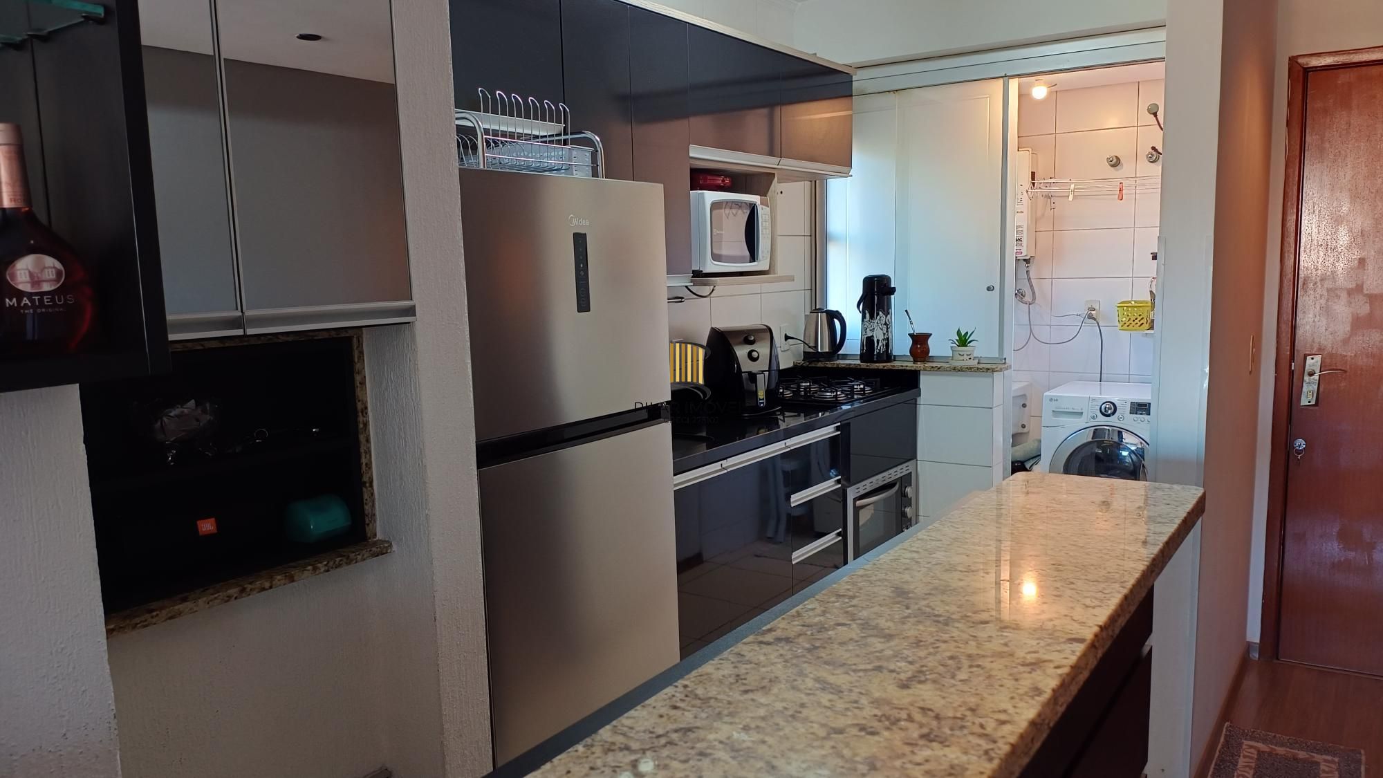Apartamento 2 dormitórios (1 suíte) 1 vaga