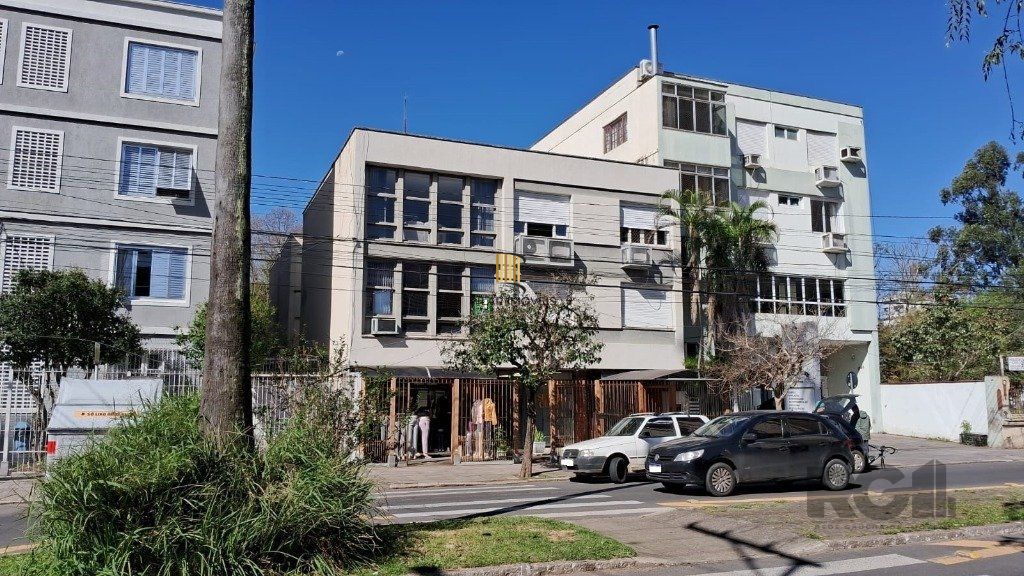 APARTAMENTO - 3 dorms . - 117,67  m² - MENINO DEUS