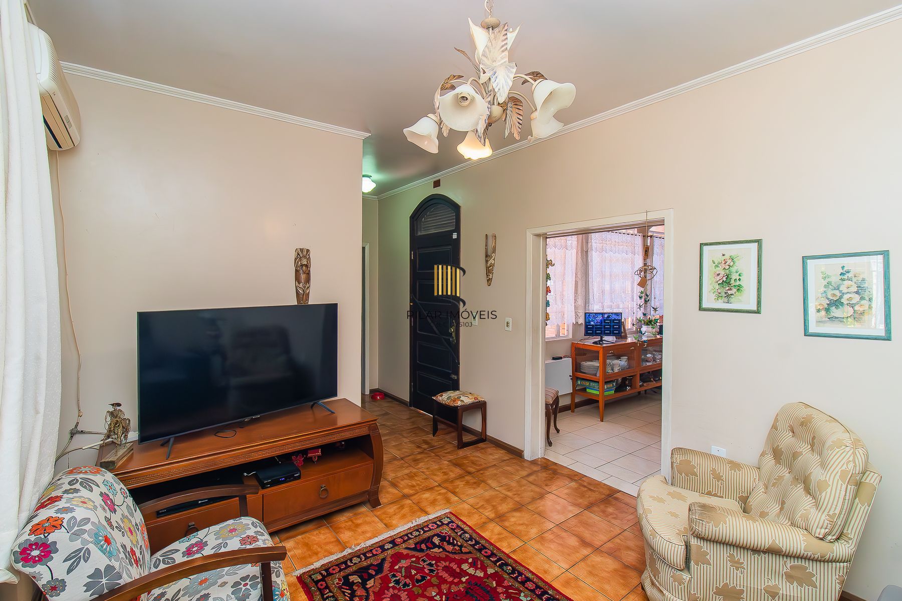 Casa com 5 dormitórios e muito mais