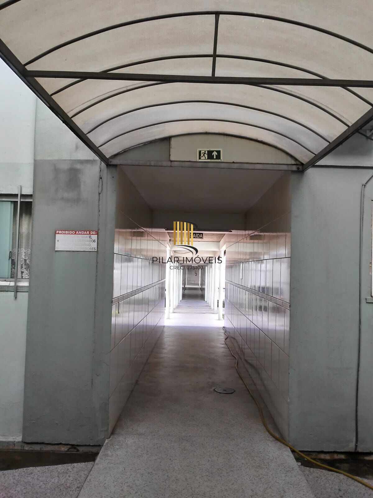 Apartamento dois dormitórios, ensolarado