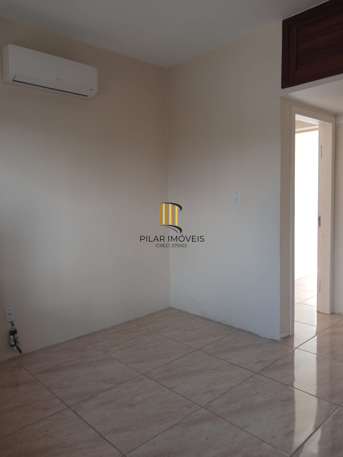 Apartamento três dormitórios ( uma suíte) panorâmico