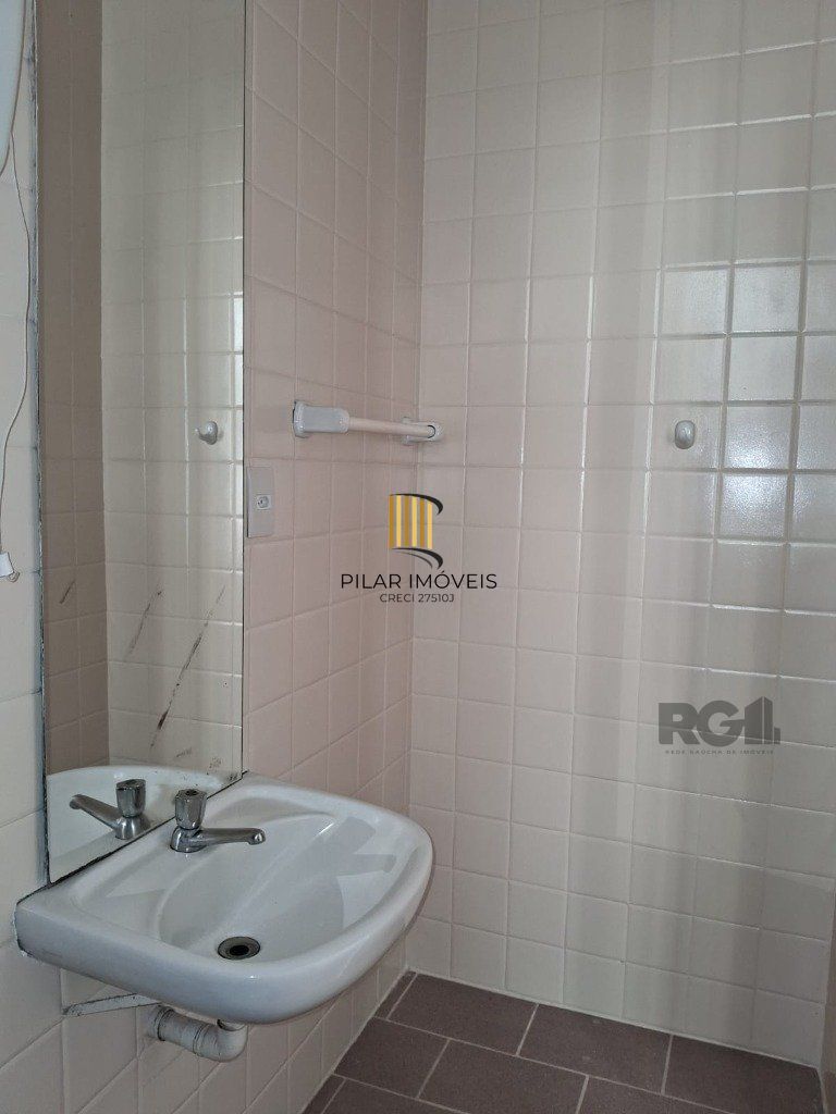 APARTAMENTO  JK - 35,00 m² - MENINO DEUS