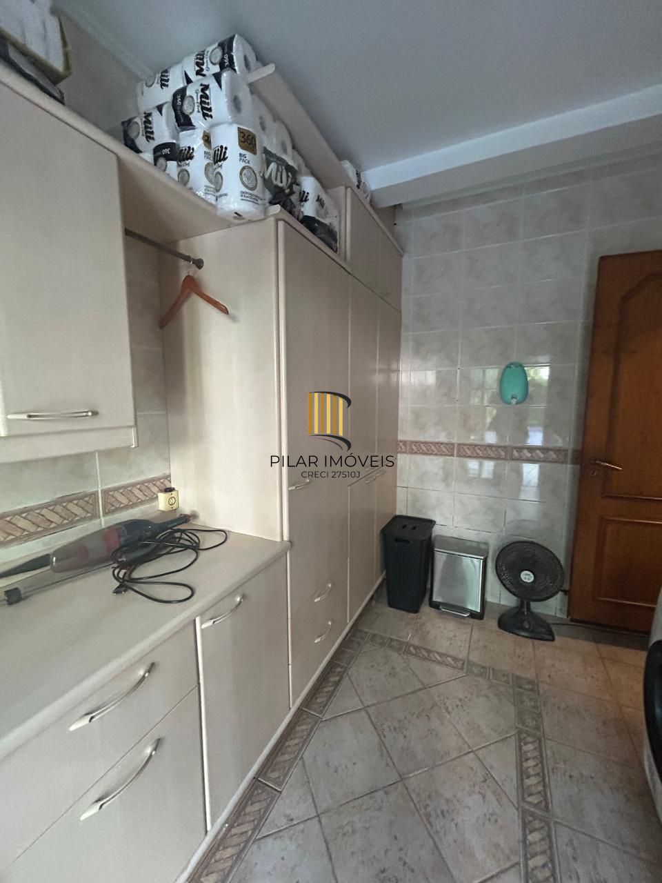 CASA -4 DORM. -com 2 suítes - 3 BOX- 297,18 m² - MENINO DEUS